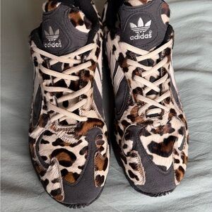 Men’s Adidas Yung 1 Leopard Athletic Shoes Size 12